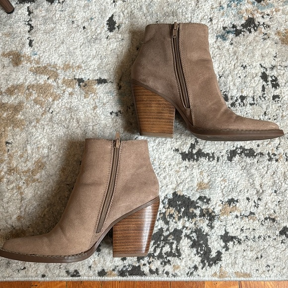 Madden Girl Tan Brown Ankle Booties - Picture 2 of 7
